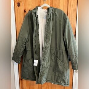 Old Navy Water-Resistant Hooded Faux-Fur-Lined Parka for Women